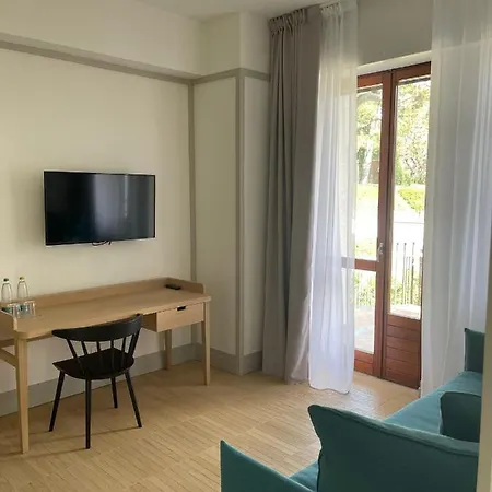 Almana Guest house Cernobbio