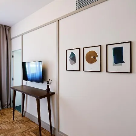 Almana Gæstehus Cernobbio